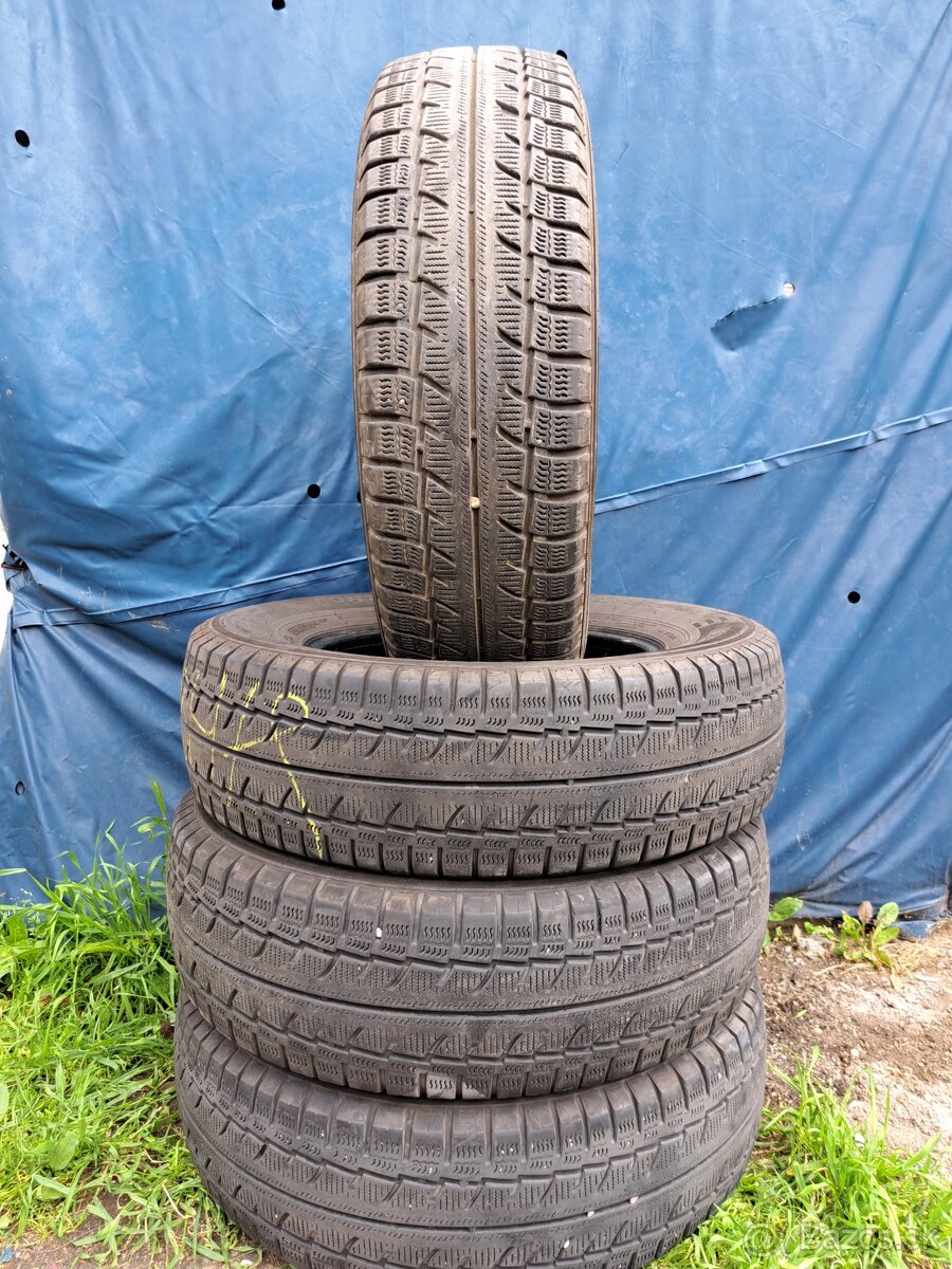 Ponúkame 4 zimné pneumatiky Fortune 215/75 R16C
