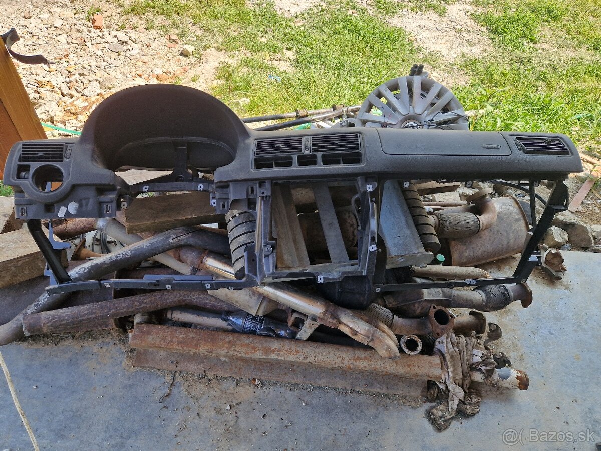 Palubovka golf 4