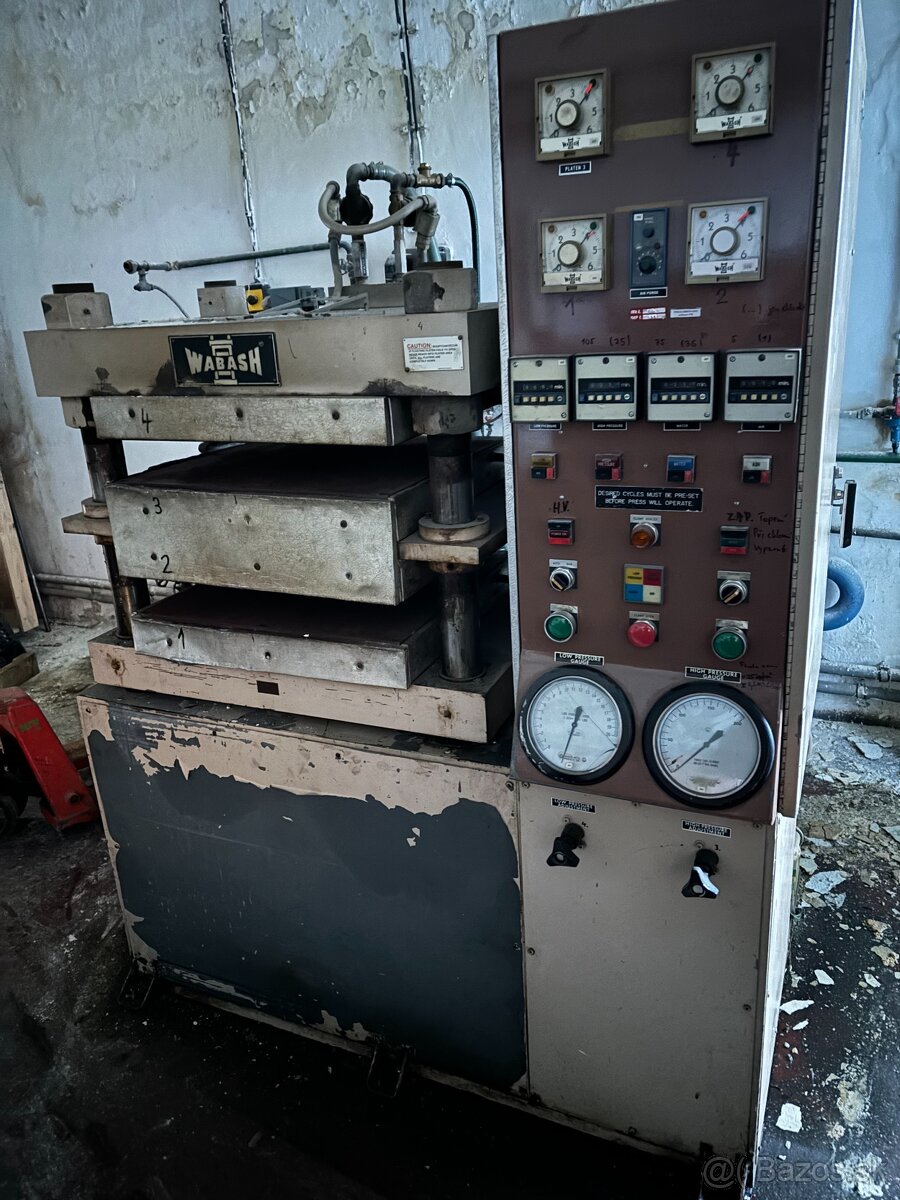 Prodám lis na desky síla 100 t Wabas hydraulic pres C 100