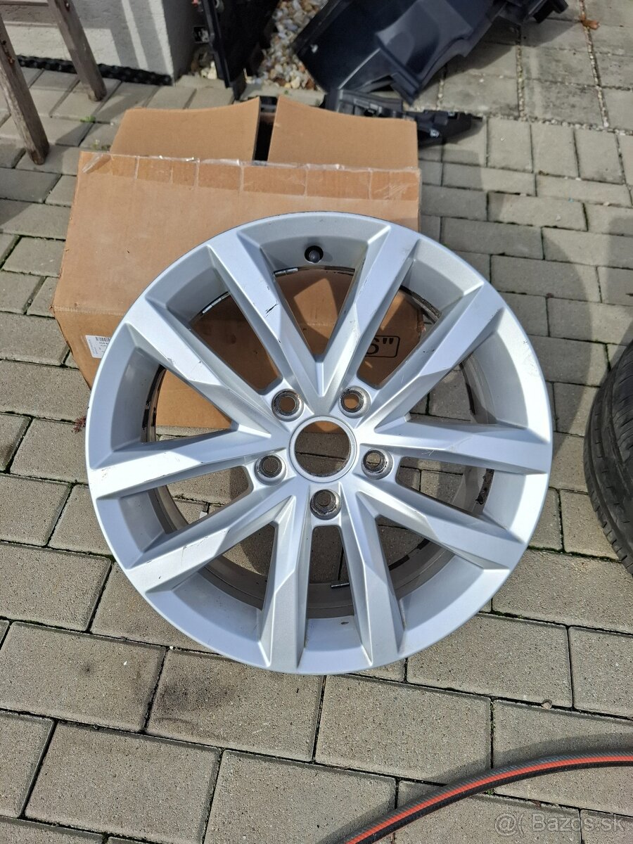 VW Passat 16 disk 3G0601025BM