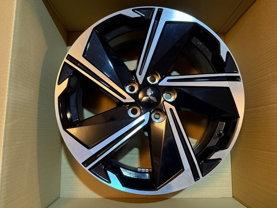 R18 ORIG.ALU DISKY MITSUBISHI 5X114,3 7JX18 ET38