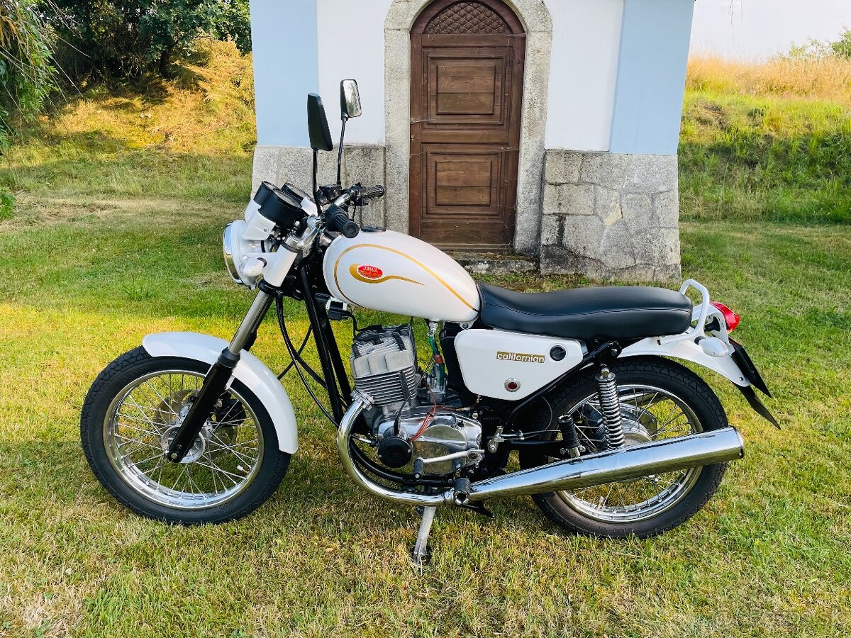 Jawa 350 Californian, bílá perleť, český TP, STK 2027