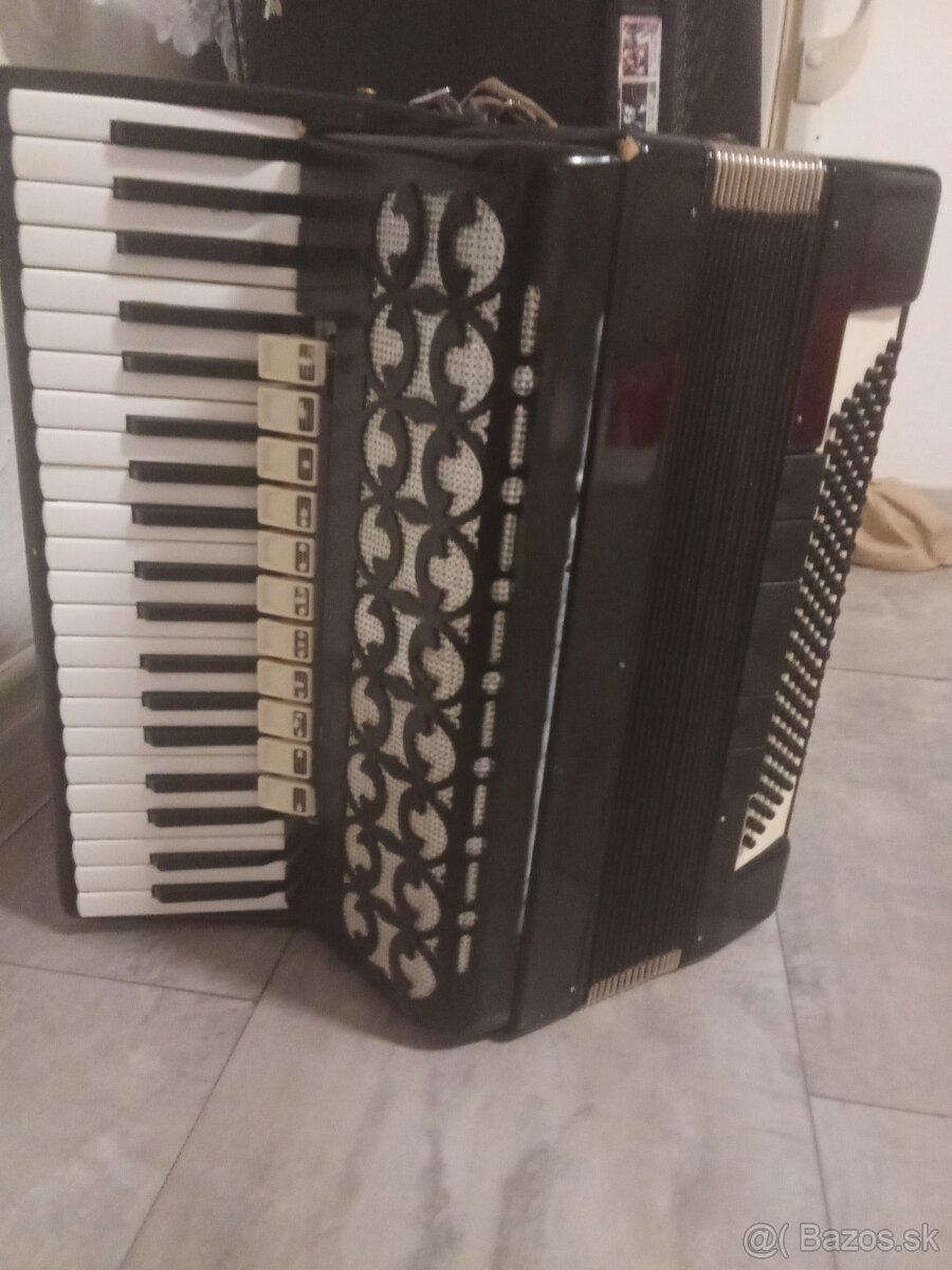 PREDAM HARMONIKU 96ku