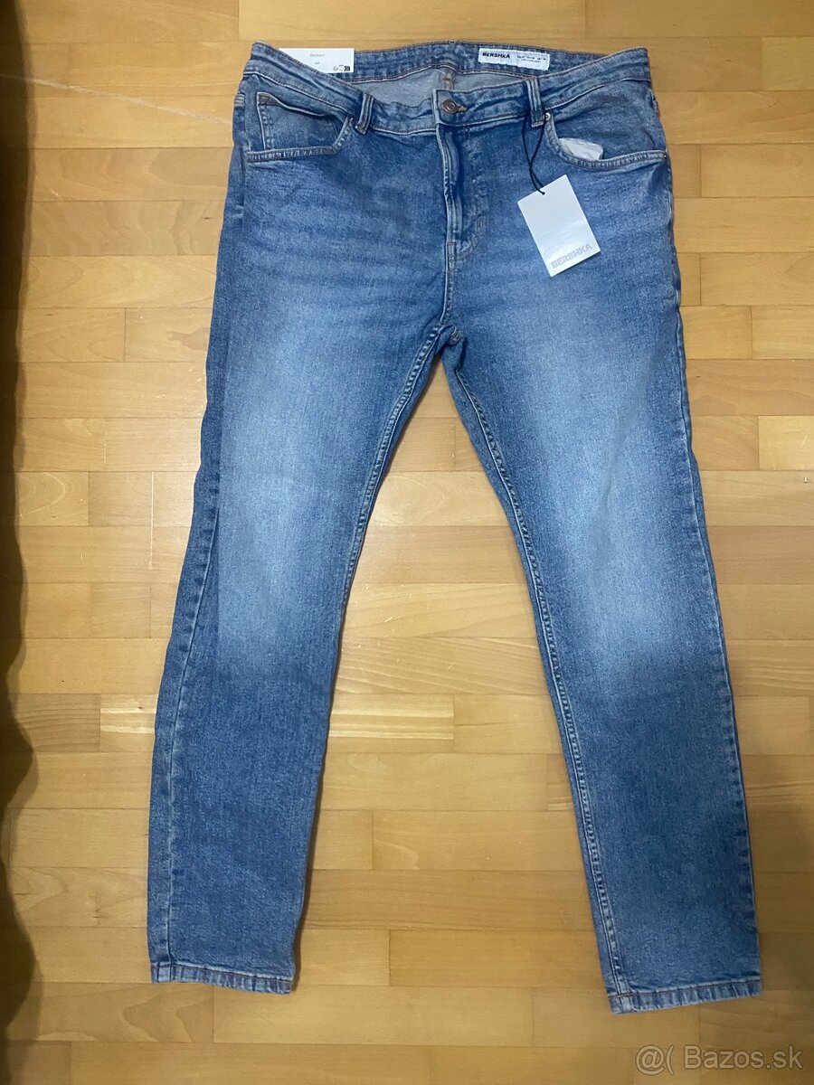 Pánske džínsy bershka