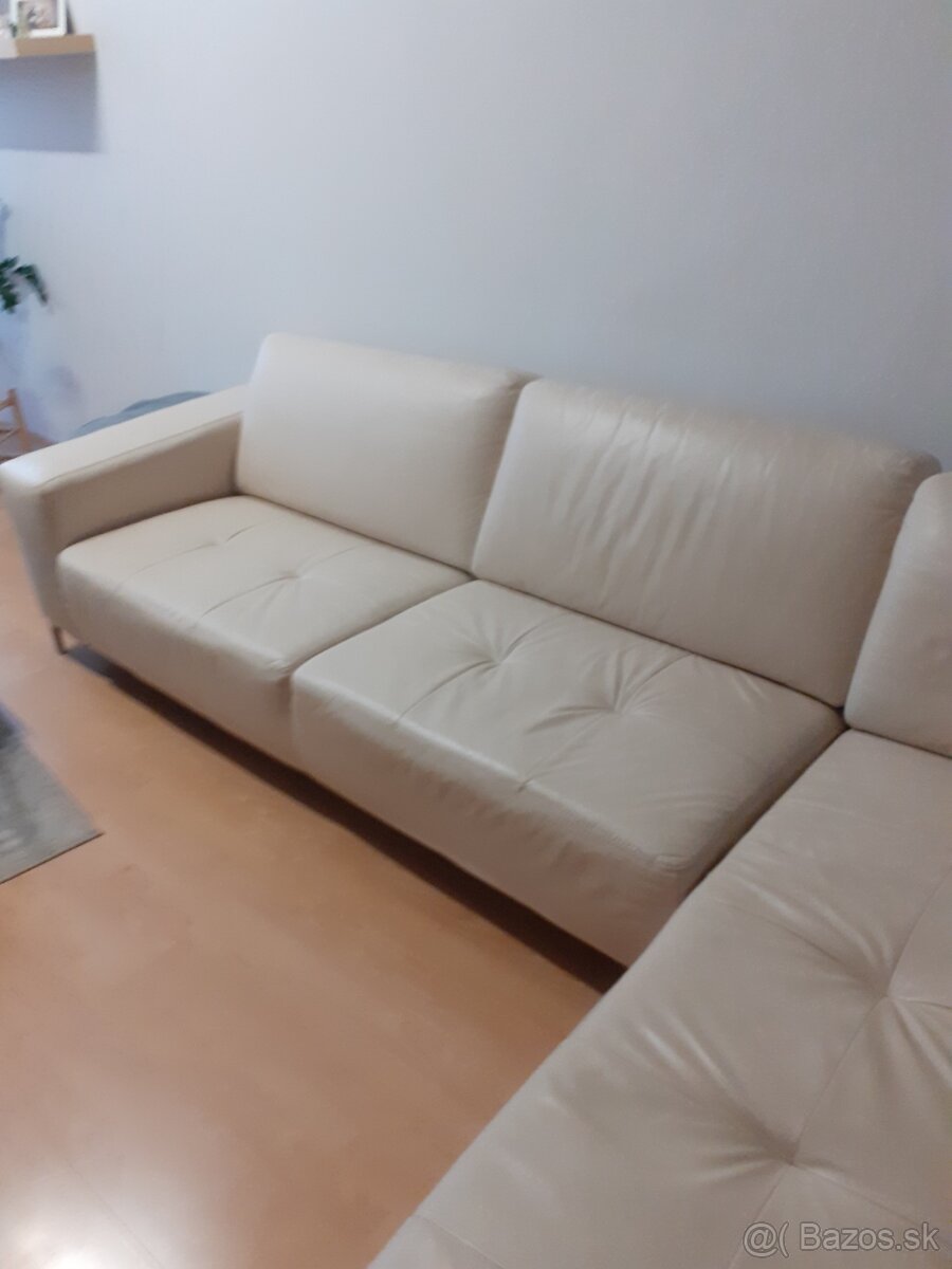 Kozena rohova sedacka