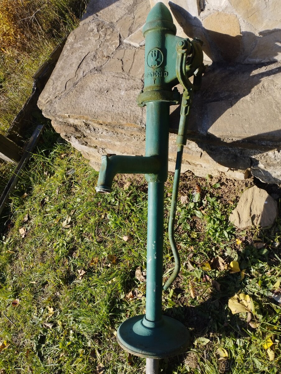 Ručná pumpa na vodu