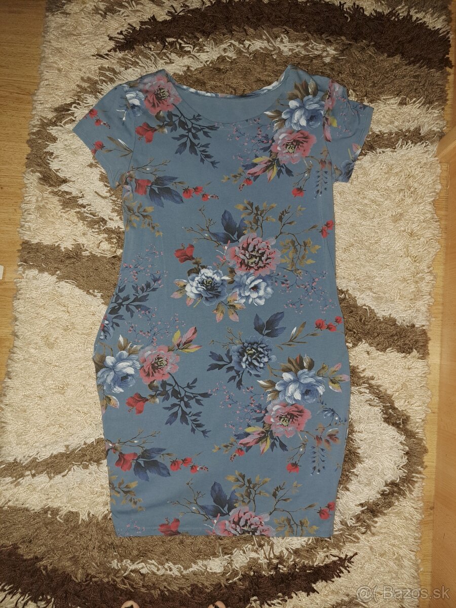 Elastické tmavomodré šaty M/L