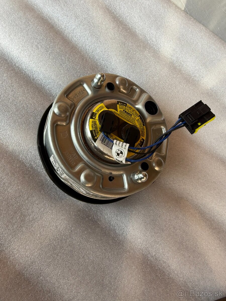 BMW F30 m airbag dual stage