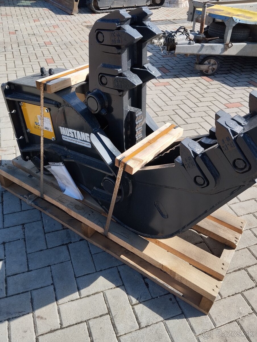 demolačné kliešte