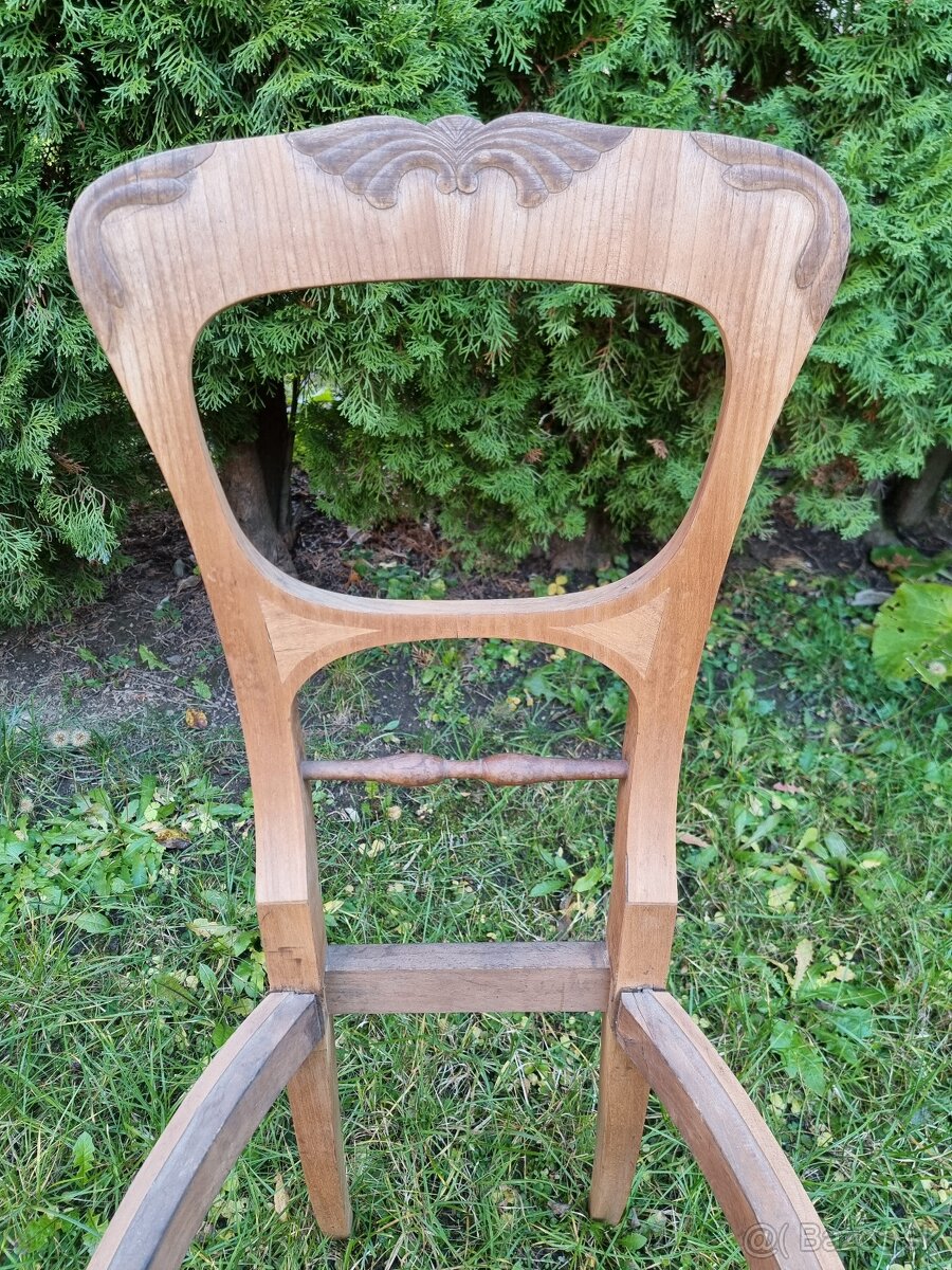 Biedermeier kaštieľná stolička