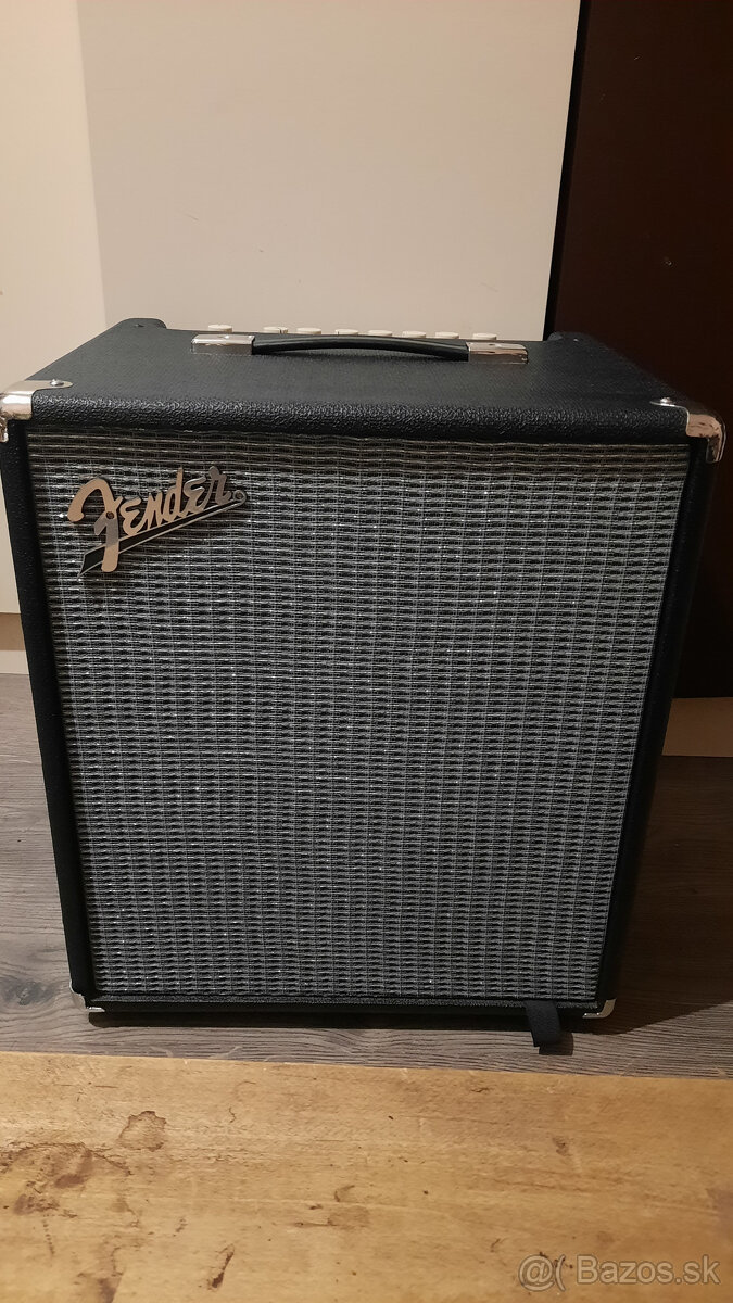 Predám Fender Rumble 100 V3