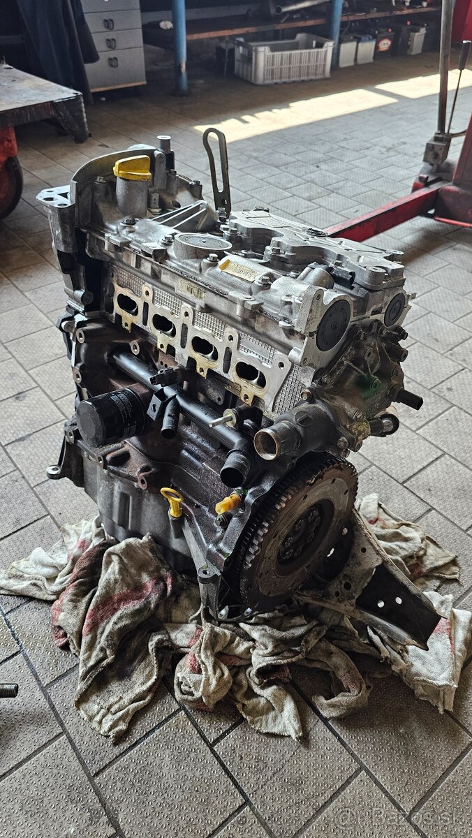 Motor K4M 812