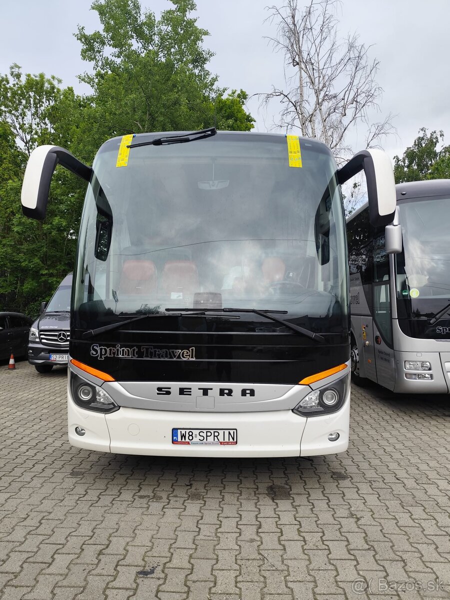 Čelné sklo pre autobus Setra 500 hd s montážou