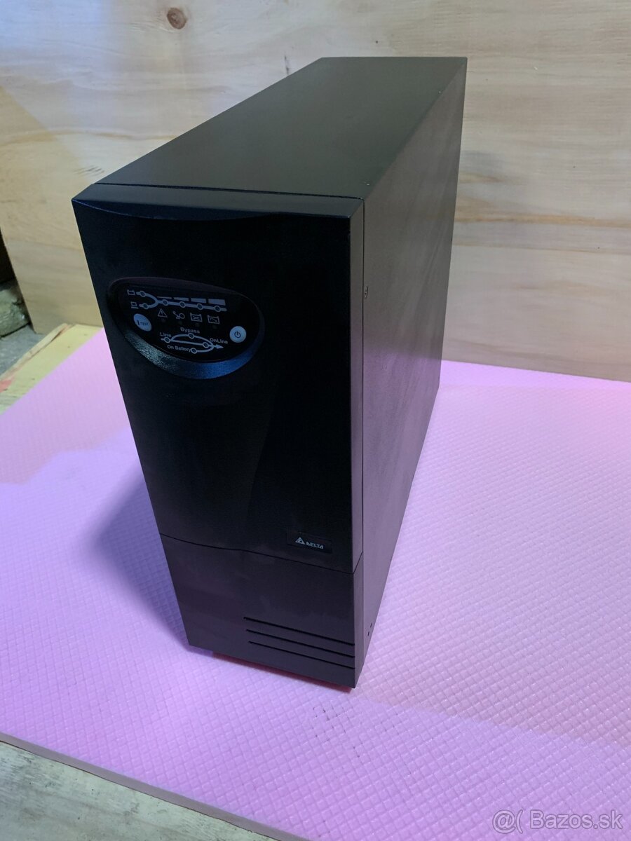 Záložný zdroj Delta 2kVA, 1400W