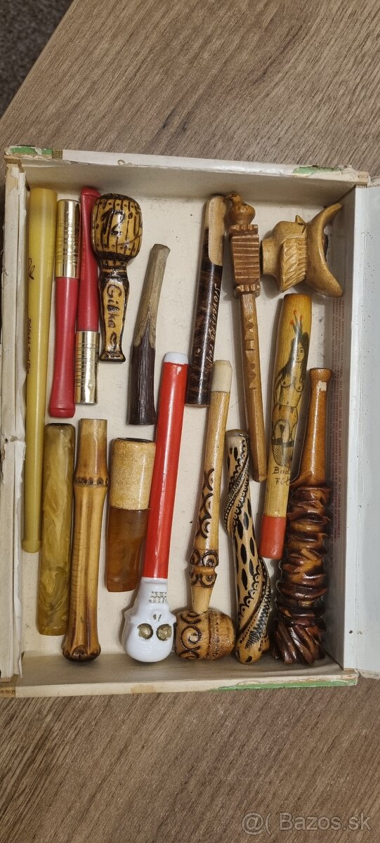 Fajky a špičky na tabak