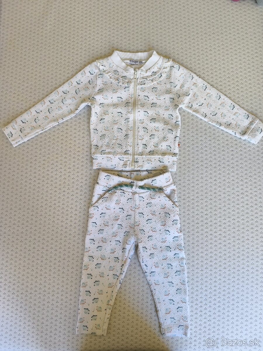 Dievčenská súprava,86