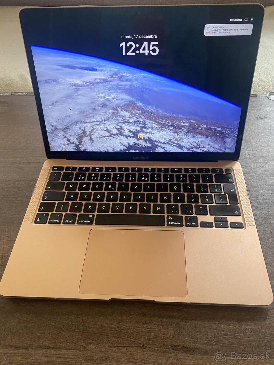 MacBook Air 13" M2 SK