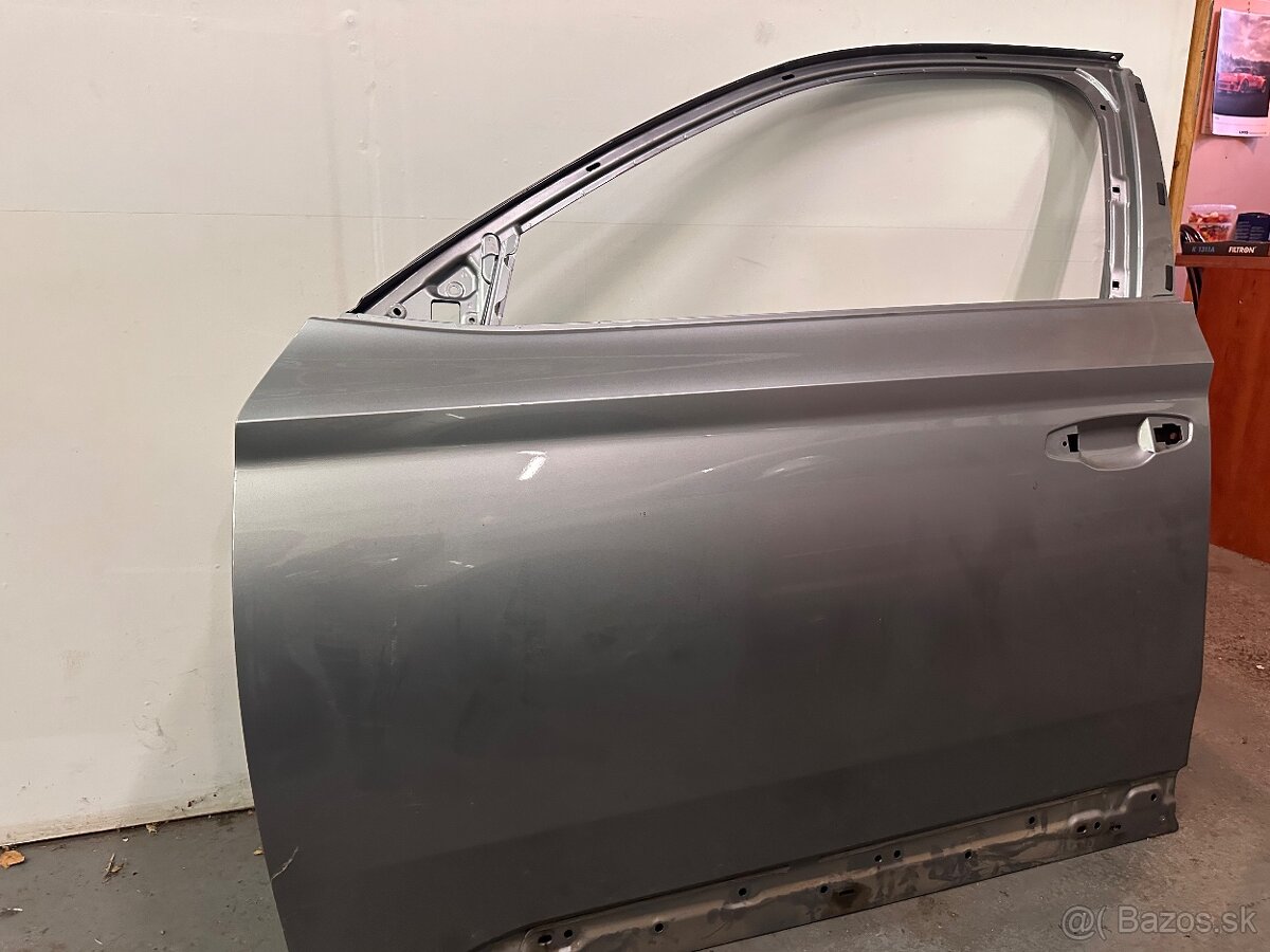 Predné dvere Škoda Superb 3