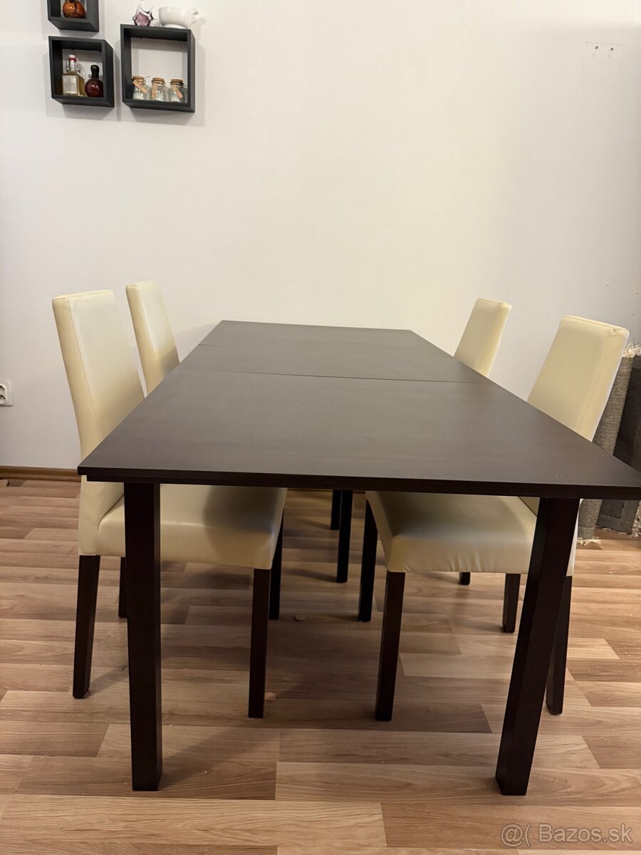 Set stôl+ stoličky