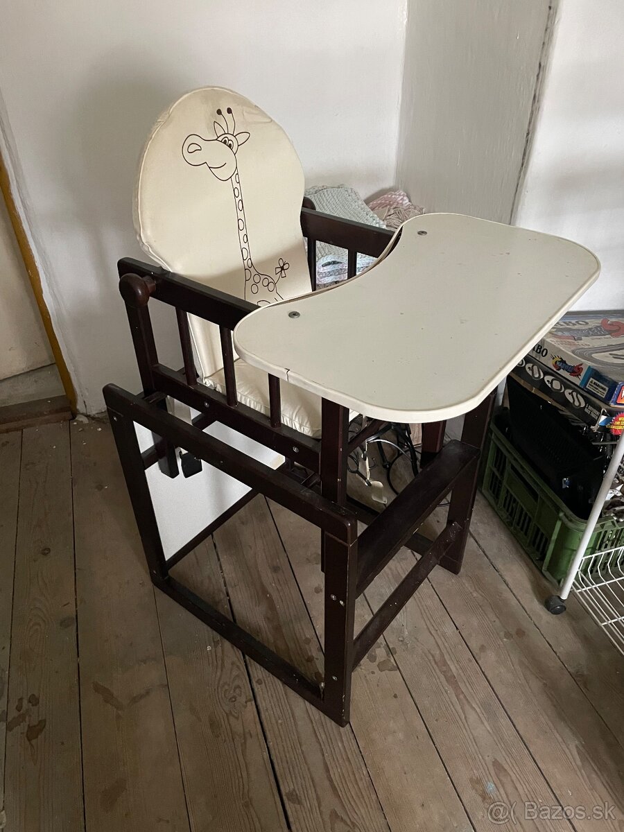 Jedálenska stolička 2v1