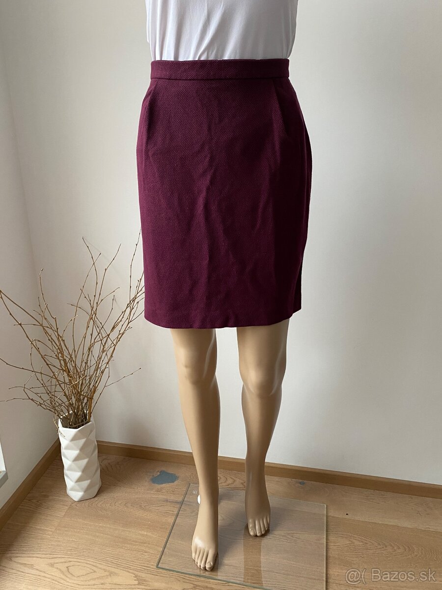 Krátka elegantná bordová sukňa Gant Sko