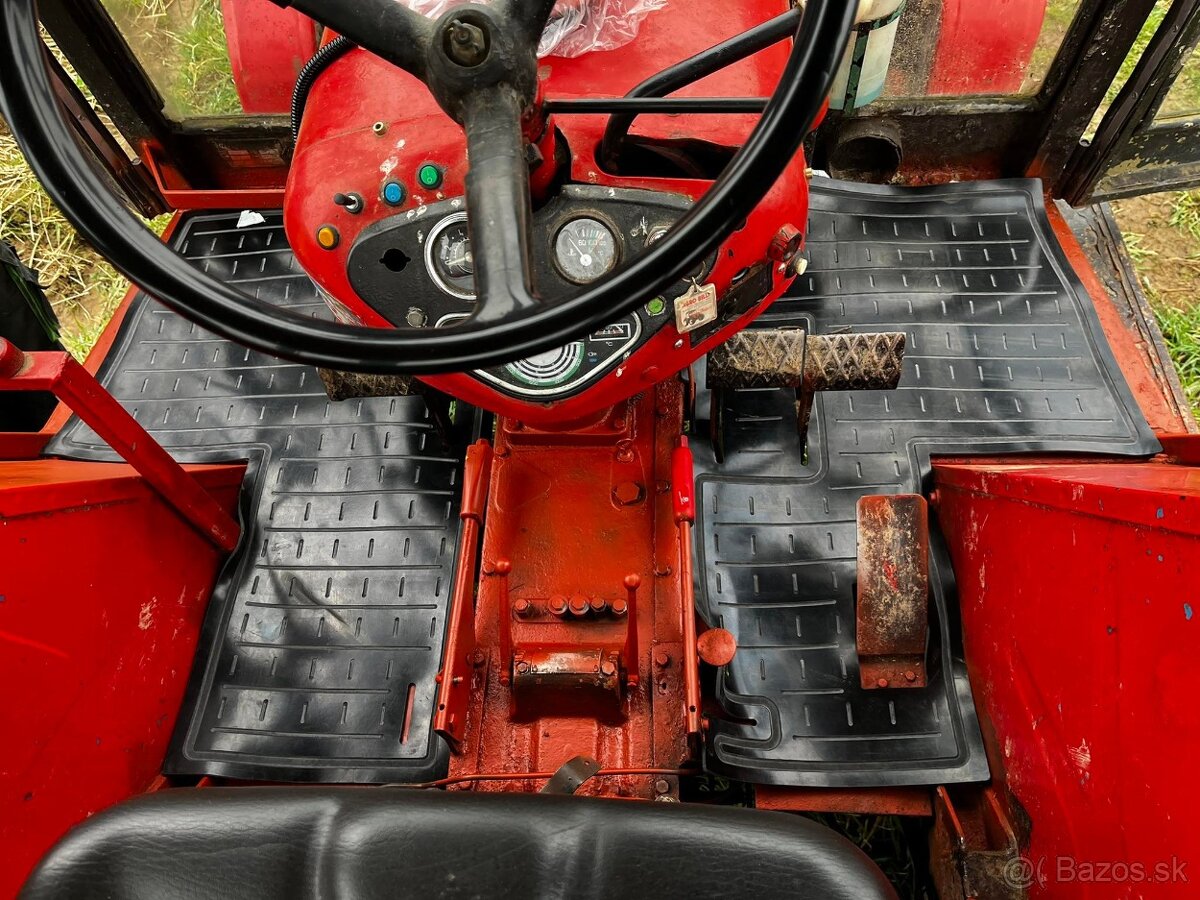 Gumové rohože na traktory zetro , 5611, 5711, 5745, 6711,