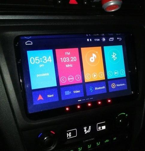 Android radio pre Škoda Rapid