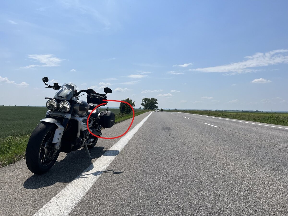Triumph Rocket 3 - bocna taska