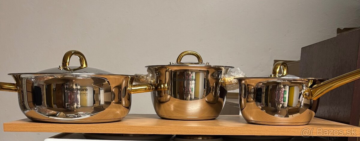 Tupperware