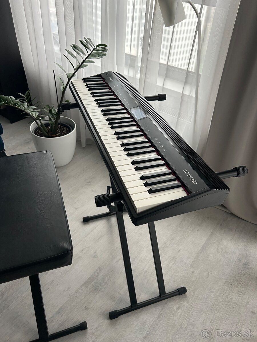 Klavír Roland Go Piano