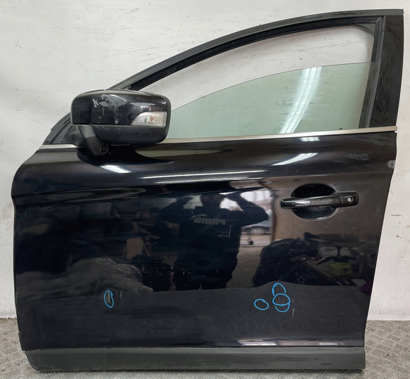 Volvo XC60 I 2008- ľavé predné dvere