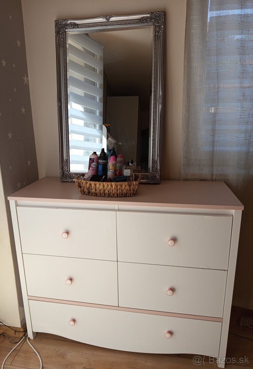 Komoda a regál do detskej izby