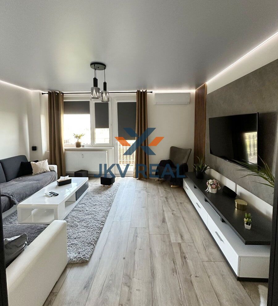 Luxusný kompletne zrekonštruovaný 3-izbový byt s Klímou a Ba