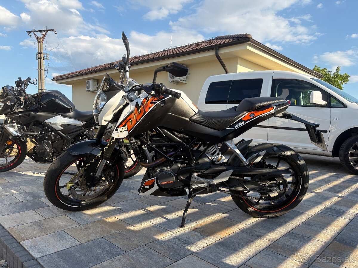 KTM Duke 200