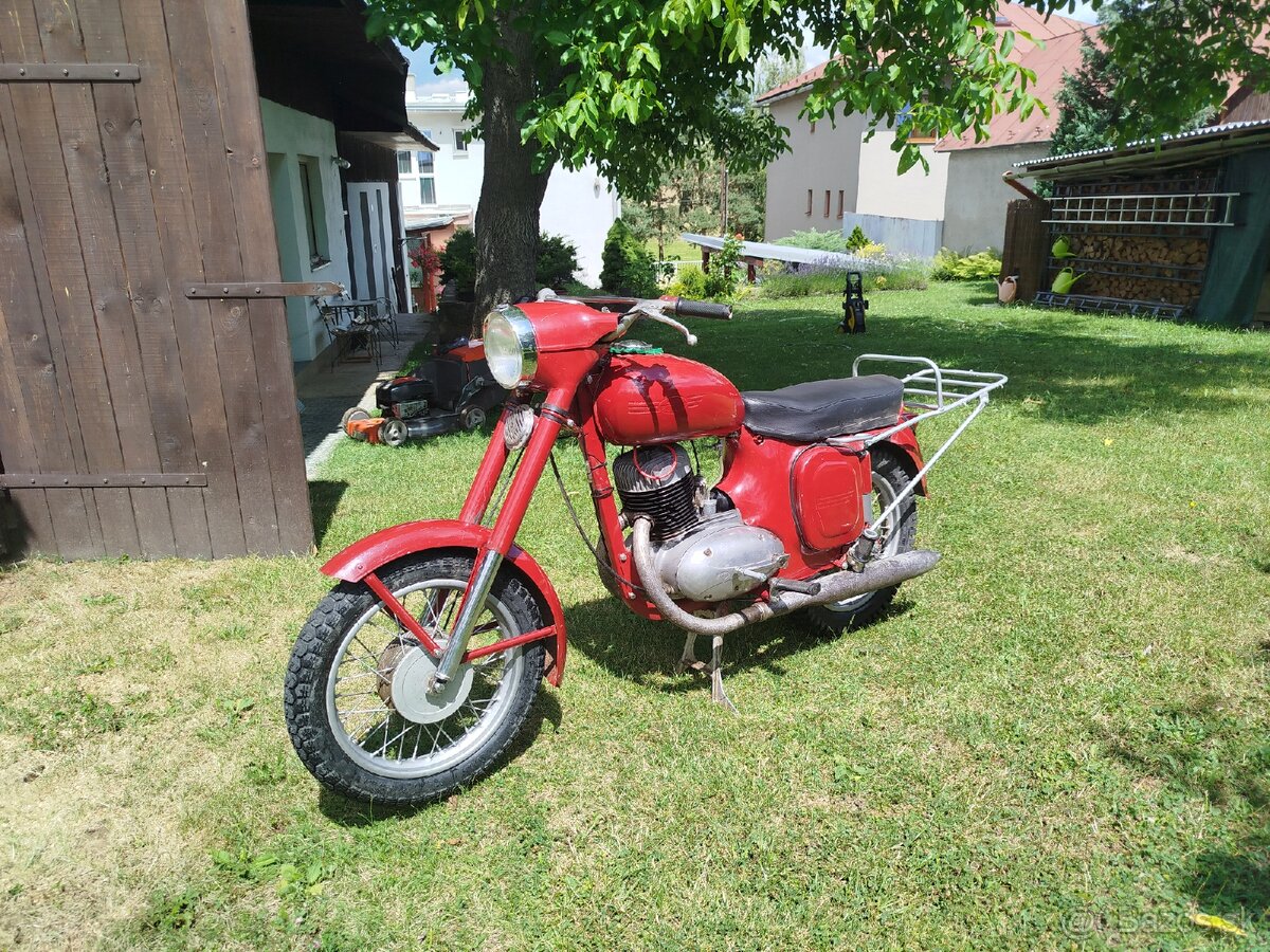 Jawa 250/559 výmena