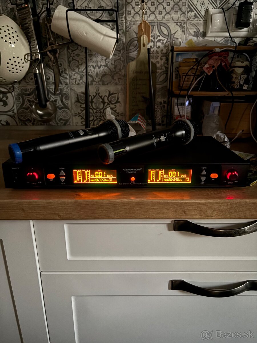 UHF Mikrofóny American Audio