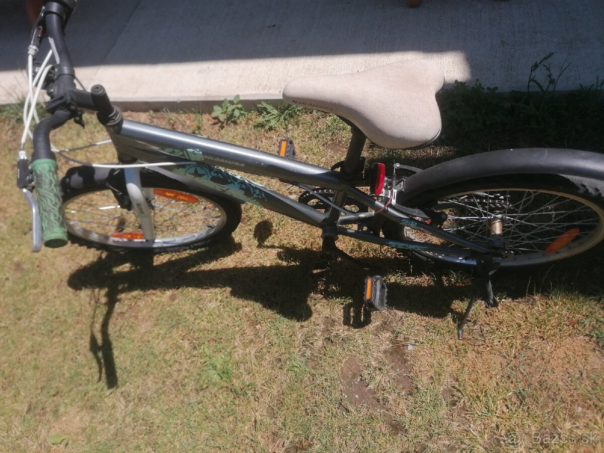 Decky bicykel v dobrom stave pre 5-10 r