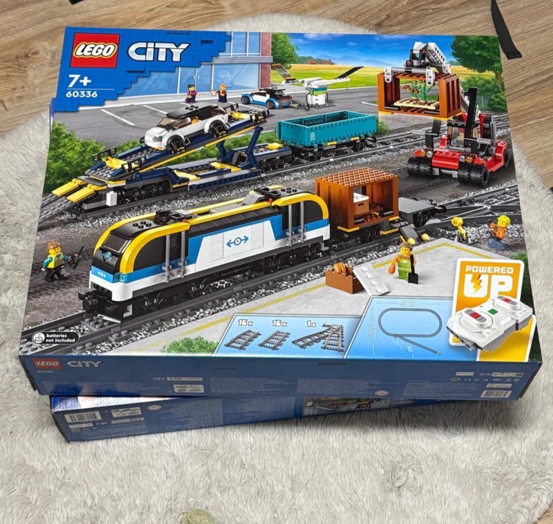 Lego 60336 vlak nakladny