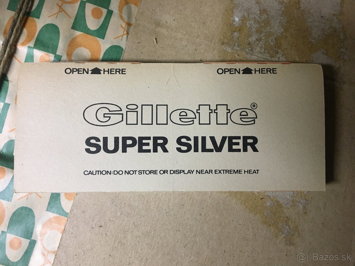 Staré retro  žiletky Gillette Super Silver