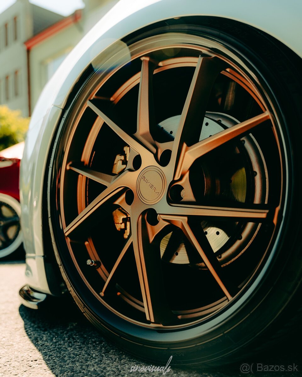 5x112 R19 Riviera RF1