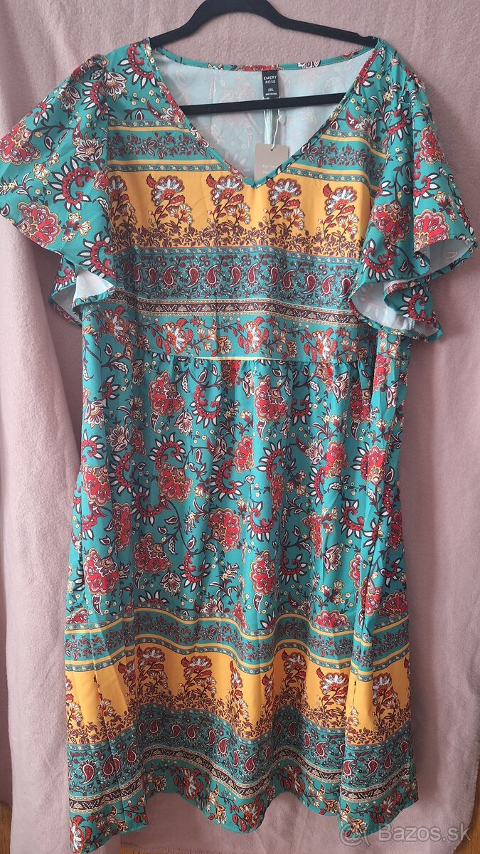 Lahucke letné šaty 50