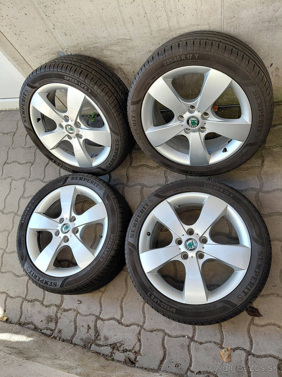 4x Skoda Octavia - pegasus