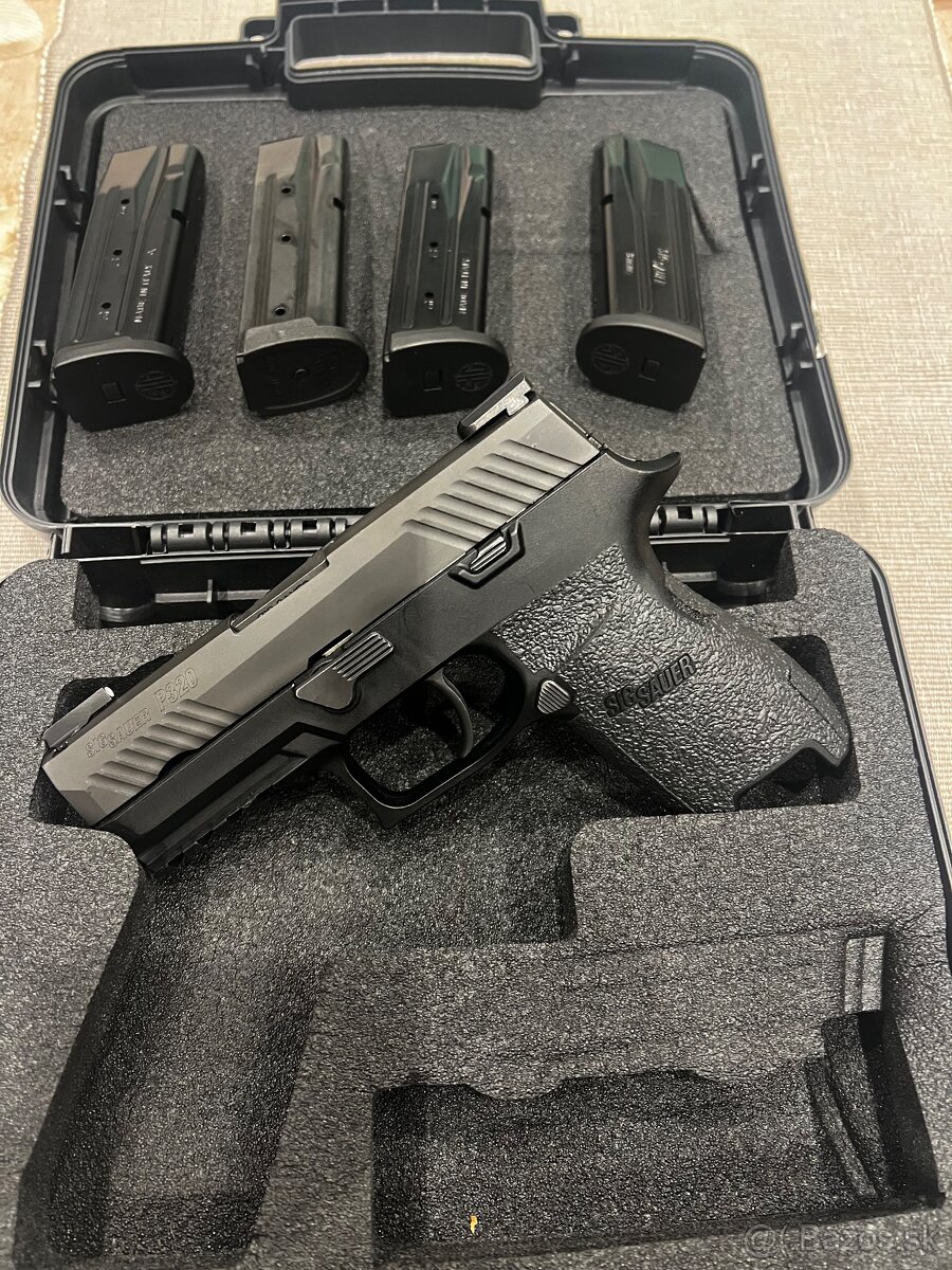 Sig Sauer P320 compact