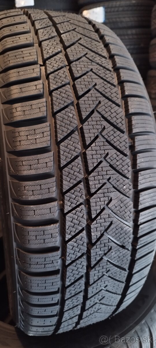 Zimné pneumatiky 225/40 R18
