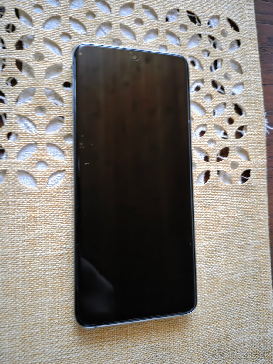 Predám Samsung S20 8G/128GB