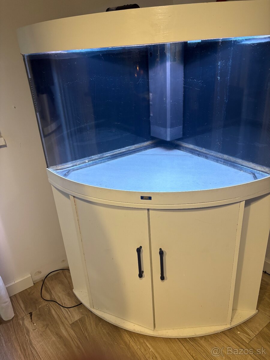 Akvárium Juwel trigon 190l
