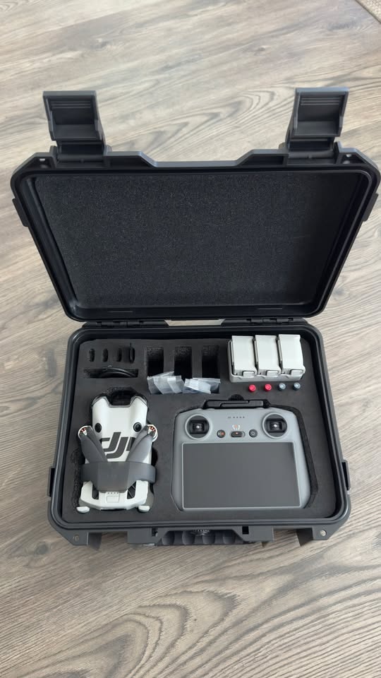 DJI Mini 4 Pro Fly More Combo (DJI RC 2) V ZARUKE + darcek