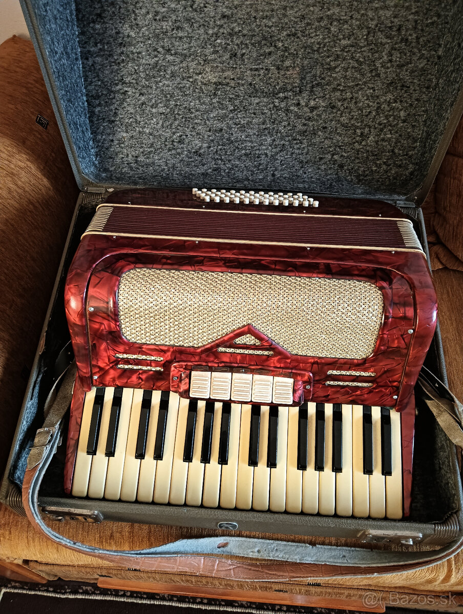 akordeón 48 basový