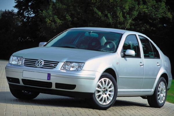 Predám nahradné diely VW Bora 1,9 TDi