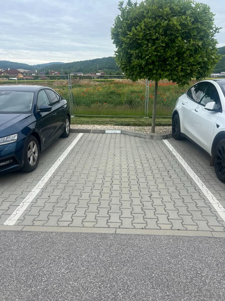 Parkovacie miesto, bytový dom Tramínová 2515/1D